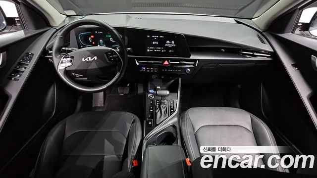 Kia Niro 2024 — фото 10