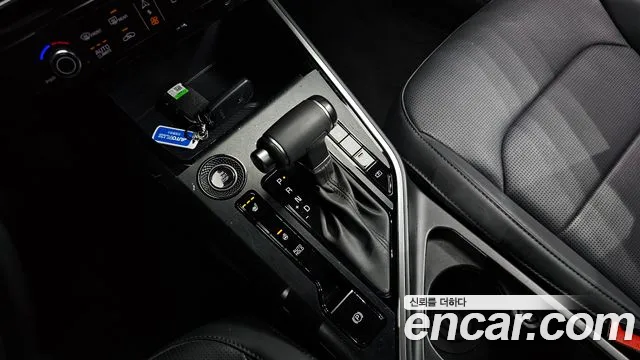 Kia Niro 2024 — фото 12