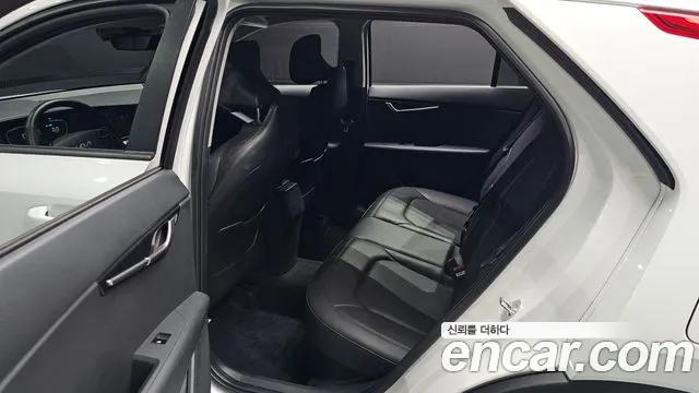 Kia Niro 2024 — фото 17