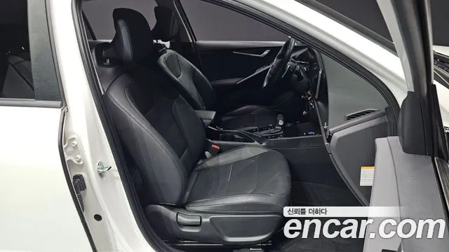 Kia Niro 2024 — фото 18