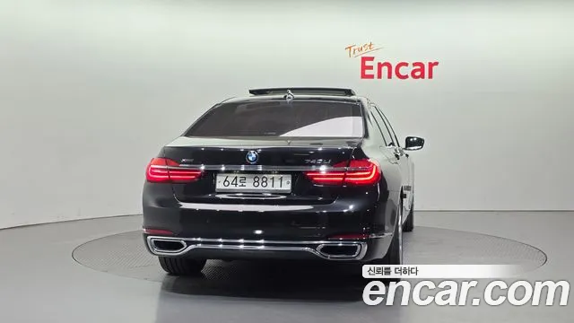 BMW 7-Series 2016 — фото 4