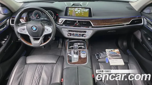 BMW 7-Series 2016 — фото 7