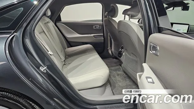Hyundai Ioniq6 2023 — фото 17