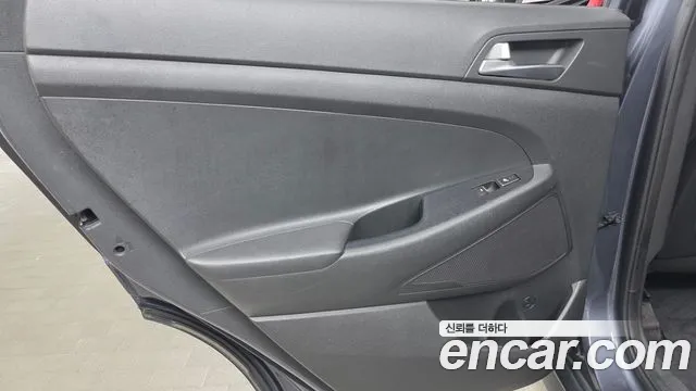 Hyundai Tucson 2017 — фото 15