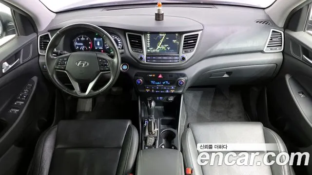 Hyundai Tucson 2017 — фото 10