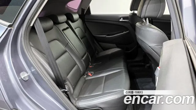 Hyundai Tucson 2017 — фото 17
