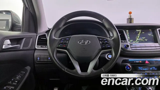 Hyundai Tucson 2017 — фото 19