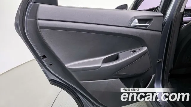 Hyundai Tucson 2017 — фото 15