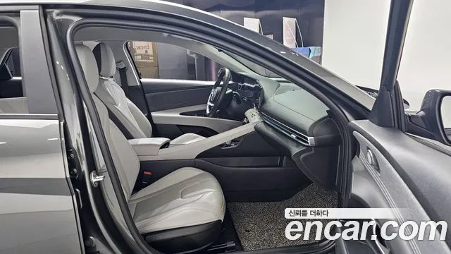 Hyundai AVANTE 2021 — фото 16