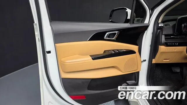 Kia Canival 2021 — фото 14