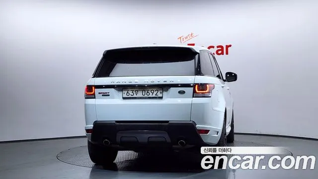 Land Rover Range Rover Sport 2016 — фото 4