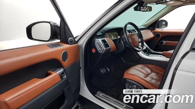 Land Rover Range Rover Sport 2016 — фото 10
