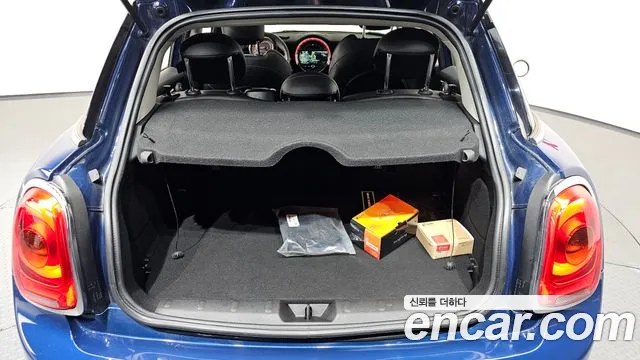 Mini Cooper 2015 — фото 16