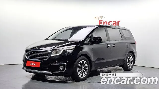 Kia Canival 2018 — фото 1