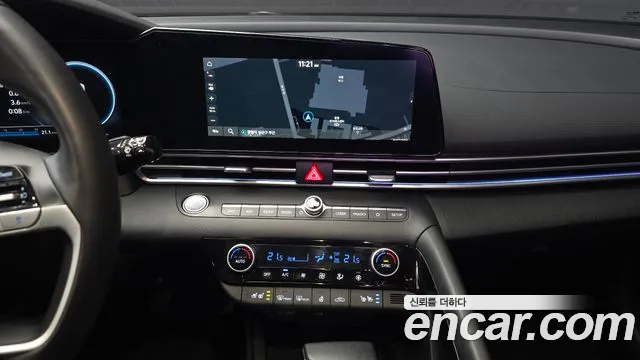 Hyundai AVANTE 2023 — фото 14