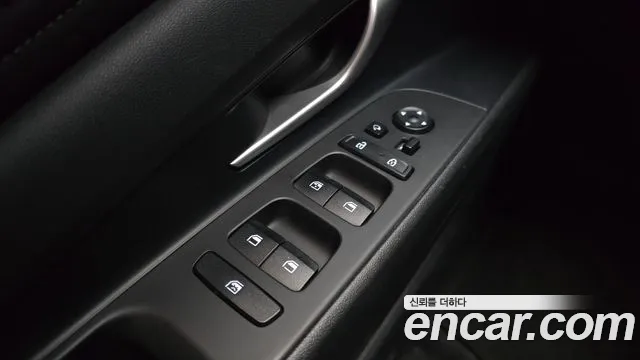 Hyundai AVANTE 2023 — фото 18