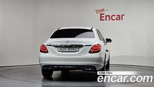 Mercedes-Benz C-Class 2015 — фото 4