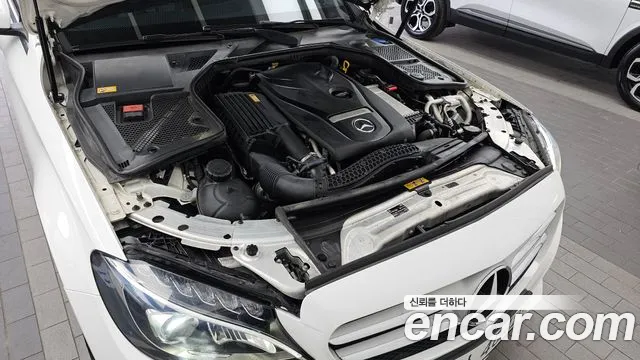 Mercedes-Benz C-Class 2015 — фото 6