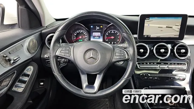 Mercedes-Benz C-Class 2015 — фото 13