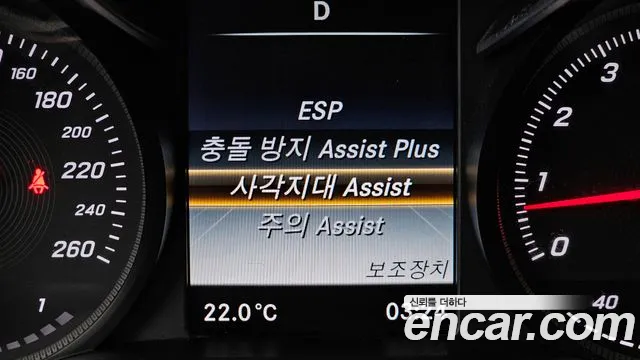 Mercedes-Benz C-Class 2015 — фото 16