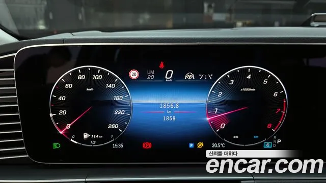 Mercedes-Benz GLE-Class 2025 — фото 11