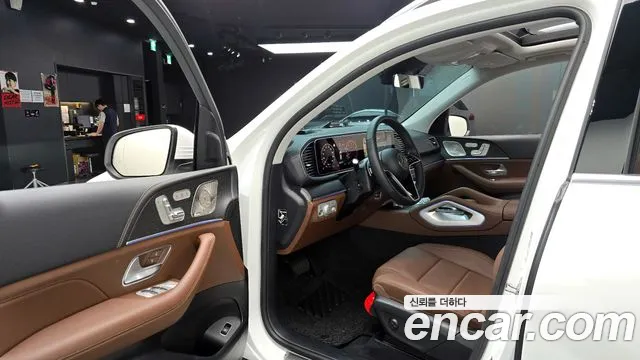 Mercedes-Benz GLE-Class 2025 — фото 13