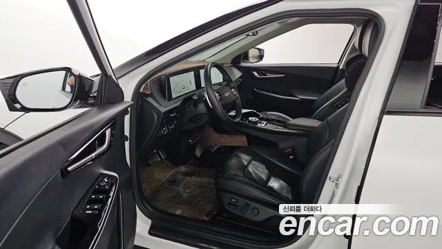 Kia EV6 2022 — фото 13