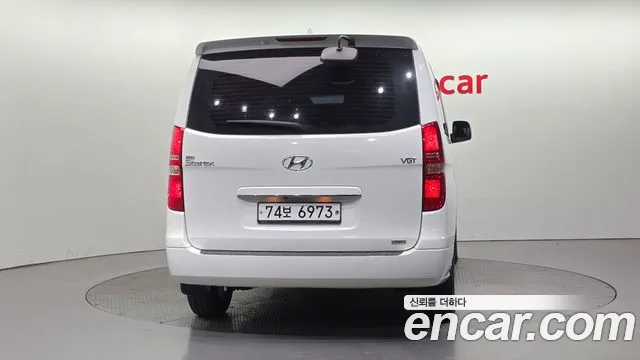 Hyundai Starex 2017 — фото 4