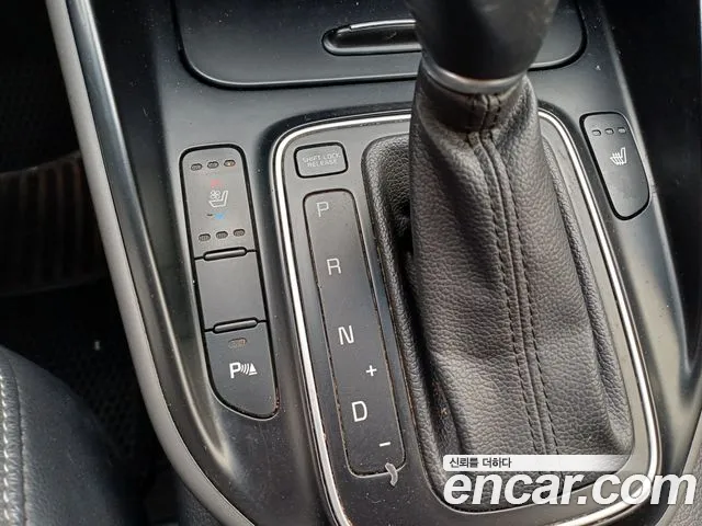 Kia Carens 2017 — фото 14