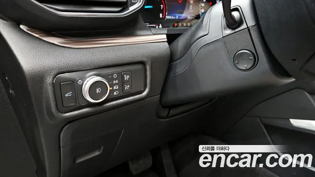 Ford Explorer 2021 — фото 18