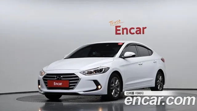 Hyundai AVANTE 2017 — фото 1