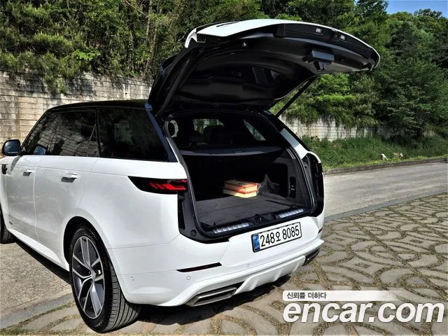 Land Rover Range Rover Sport 2025 — фото 6