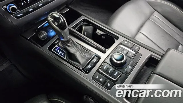 Hyundai Genesis 2015 — фото 12