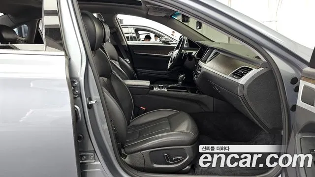 Hyundai Genesis 2015 — фото 17
