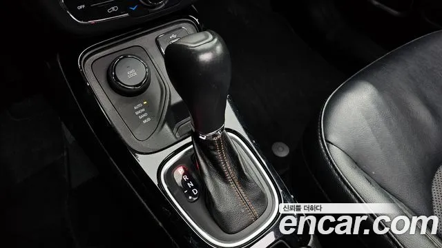 Jeep Compass 2019 — фото 12
