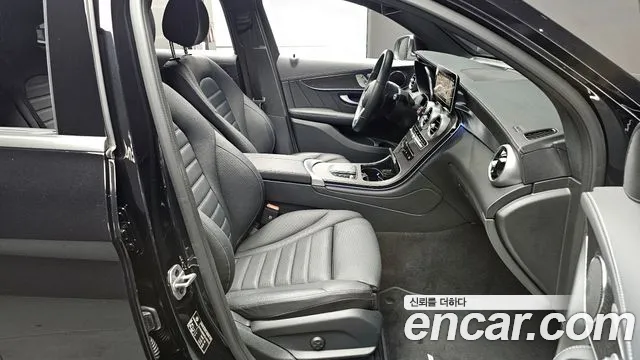 Mercedes-Benz GLC-Class 2023 — фото 13