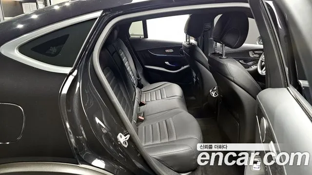 Mercedes-Benz GLC-Class 2023 — фото 16