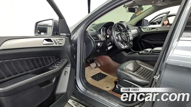 Mercedes-Benz GLE-Class 2017 — фото 10