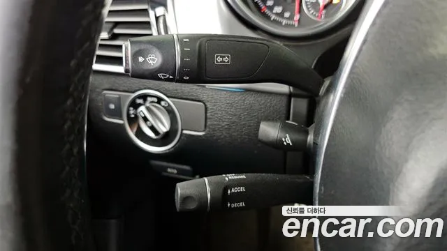 Mercedes-Benz GLE-Class 2017 — фото 14