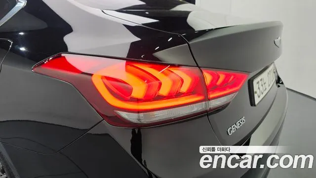 Hyundai Genesis 2016 — фото 9