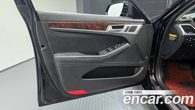 Hyundai Genesis 2016 — фото 14