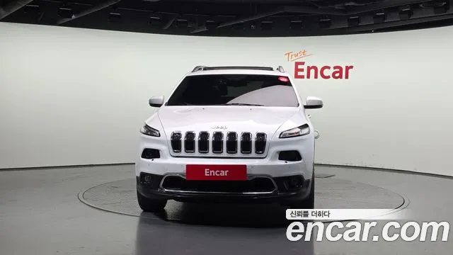 Jeep Cherokee 2016 — фото 3