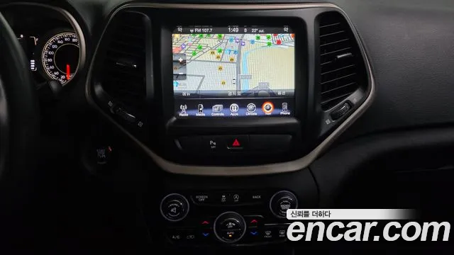 Jeep Cherokee 2016 — фото 13