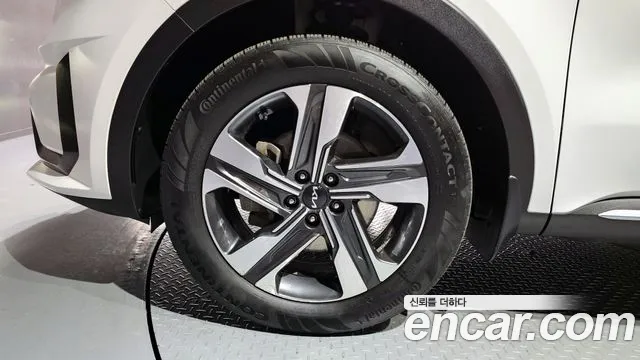 Kia Sorento 2022 — фото 19