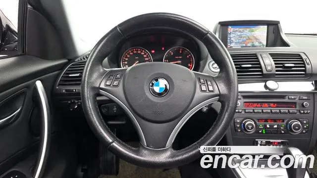 BMW 1-Series 2010 — фото 12