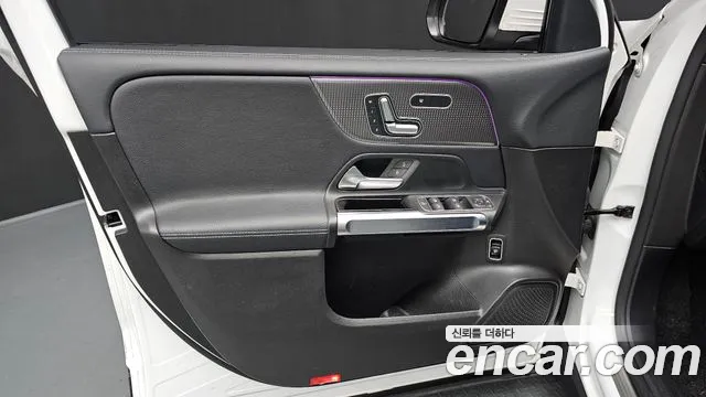 Mercedes-Benz GLB-Class 2020 — фото 14