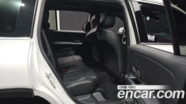 Mercedes-Benz GLB-Class 2020 — фото 16