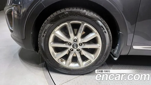 Kia Sorento 2015 — фото 5