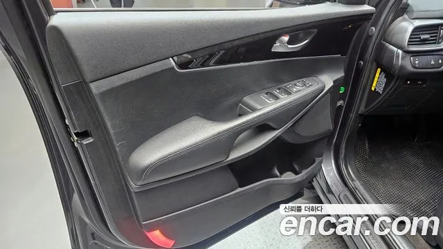 Kia Sorento 2015 — фото 14