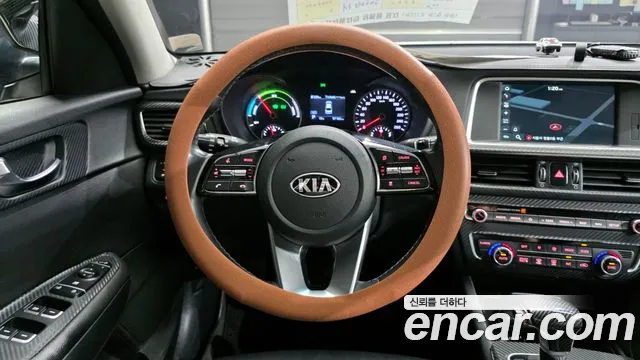 Kia K5 2019 — фото 12